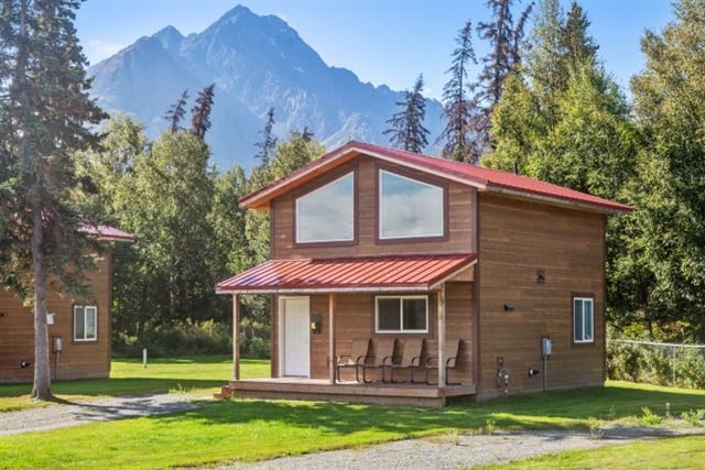 Pine-Cottage-Rental-Alaska